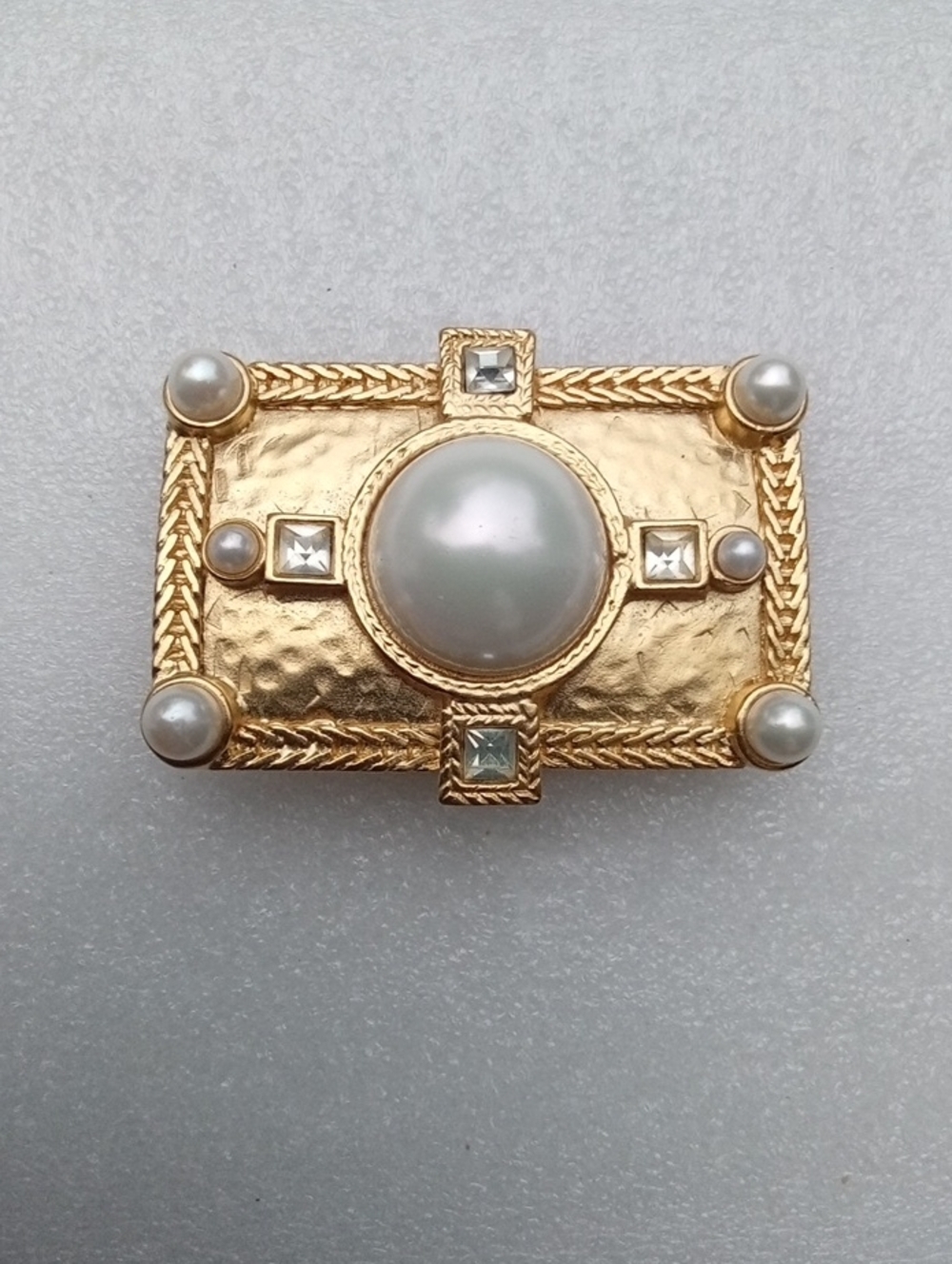 Vintage Rectangle Gold Tone Statement Brooch Central Faux Big Pearl Cabochone